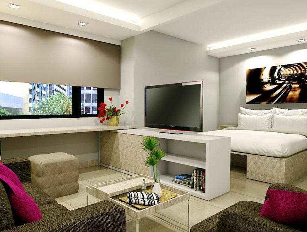 The Mini Suites Eton Tower Makati Makati City Kültér fotó