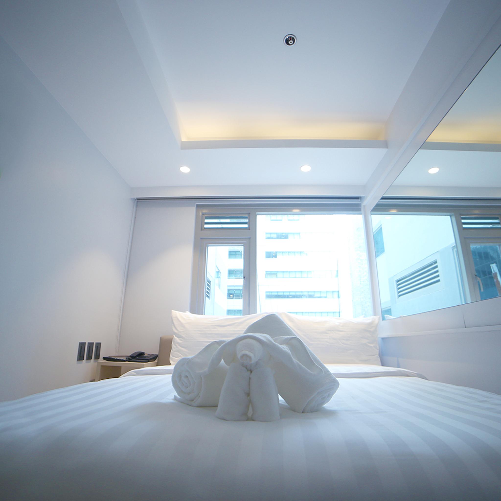 The Mini Suites Eton Tower Makati Makati City Kültér fotó