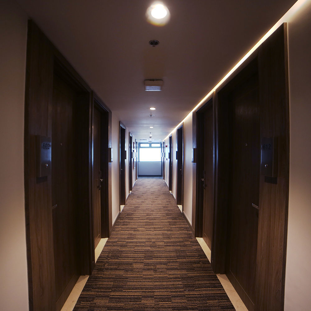 The Mini Suites Eton Tower Makati Makati City Kültér fotó