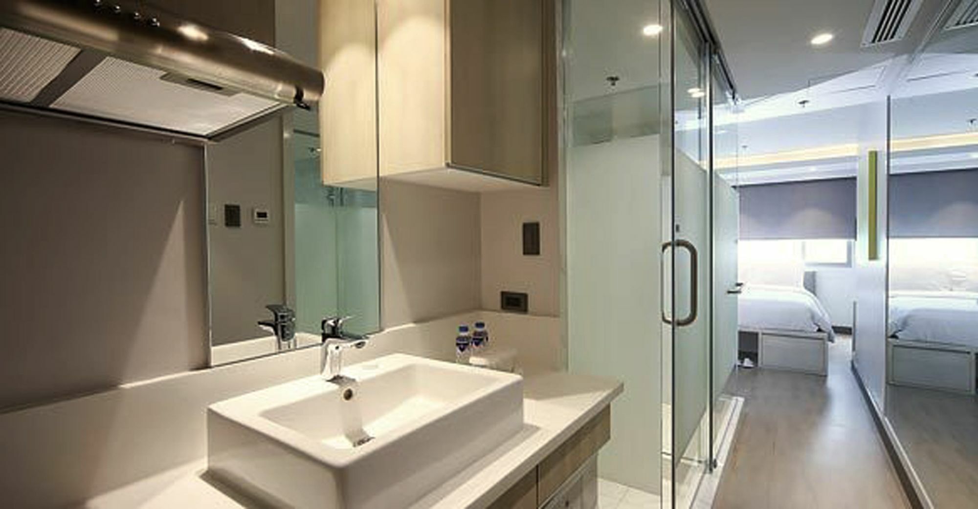 The Mini Suites Eton Tower Makati Makati City Kültér fotó